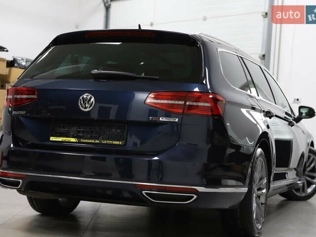 Синий Фольксваген Пассат, объемом двигателя 1.97 л и пробегом 237 тыс. км за 19899 $, фото 57 на Automoto.ua