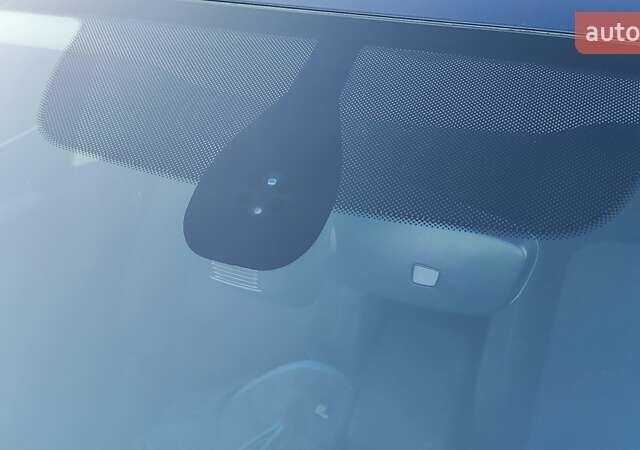 Синий Фольксваген Пассат, объемом двигателя 1.97 л и пробегом 191 тыс. км за 14200 $, фото 9 на Automoto.ua