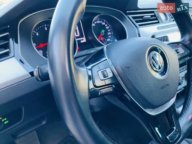Синій Фольксваген Пассат, об'ємом двигуна 1.97 л та пробігом 300 тис. км за 13500 $, фото 6 на Automoto.ua