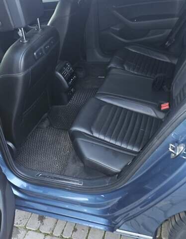 Синий Фольксваген Пассат, объемом двигателя 1.97 л и пробегом 333 тыс. км за 22900 $, фото 12 на Automoto.ua