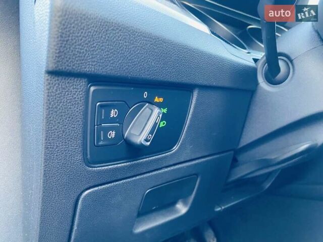 Синій Фольксваген Пассат, об'ємом двигуна 1.97 л та пробігом 300 тис. км за 13500 $, фото 10 на Automoto.ua