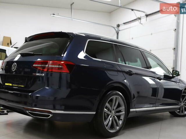 Синий Фольксваген Пассат, объемом двигателя 1.97 л и пробегом 237 тыс. км за 19899 $, фото 61 на Automoto.ua