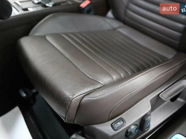 Синий Фольксваген Пассат, объемом двигателя 1.97 л и пробегом 237 тыс. км за 19899 $, фото 78 на Automoto.ua