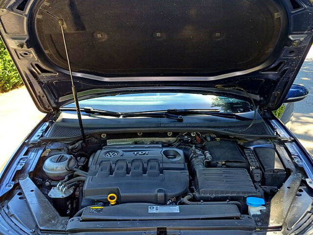 Синий Фольксваген Пассат, объемом двигателя 2 л и пробегом 243 тыс. км за 13500 $, фото 9 на Automoto.ua