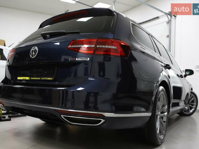 Синий Фольксваген Пассат, объемом двигателя 1.97 л и пробегом 237 тыс. км за 19899 $, фото 62 на Automoto.ua