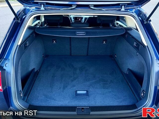 Синій Фольксваген Пассат, об'ємом двигуна 2 л та пробігом 191 тис. км за 14200 $, фото 12 на Automoto.ua