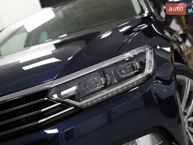 Синий Фольксваген Пассат, объемом двигателя 1.97 л и пробегом 237 тыс. км за 19899 $, фото 10 на Automoto.ua