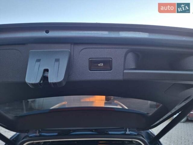 Синий Фольксваген Пассат, объемом двигателя 2 л и пробегом 272 тыс. км за 14200 $, фото 27 на Automoto.ua