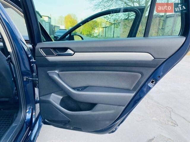 Синій Фольксваген Пассат, об'ємом двигуна 1.97 л та пробігом 300 тис. км за 13500 $, фото 13 на Automoto.ua