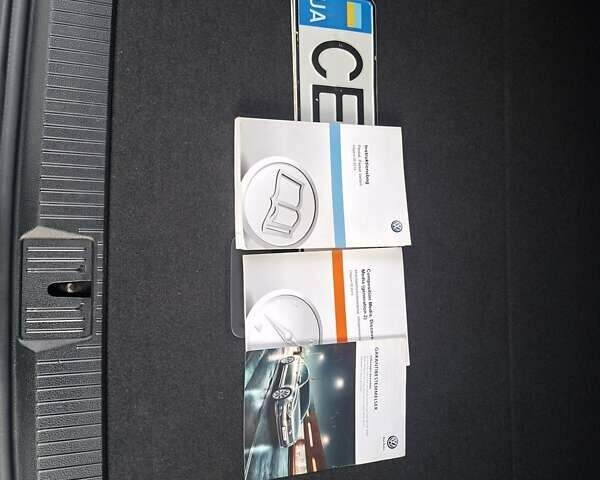 Синий Фольксваген Пассат, объемом двигателя 2 л и пробегом 272 тыс. км за 14200 $, фото 17 на Automoto.ua