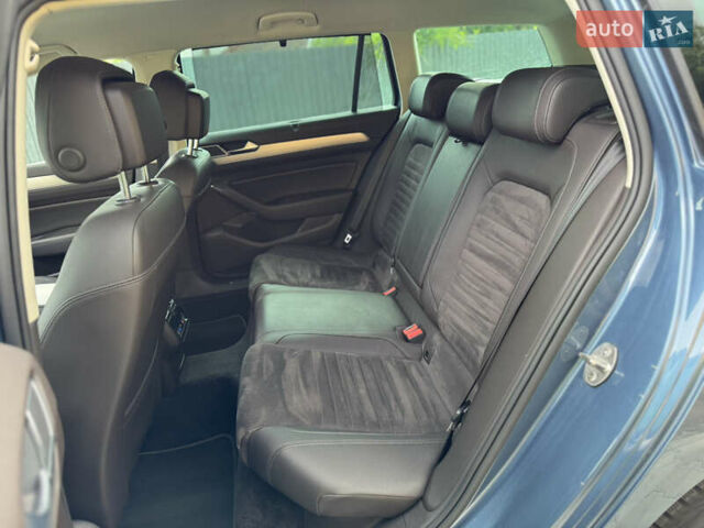 Синий Фольксваген Пассат, объемом двигателя 1.97 л и пробегом 220 тыс. км за 16999 $, фото 30 на Automoto.ua