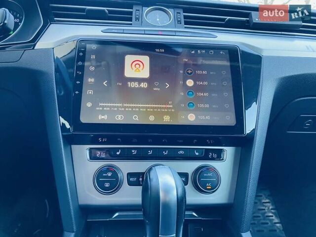 Синій Фольксваген Пассат, об'ємом двигуна 1.97 л та пробігом 300 тис. км за 13500 $, фото 7 на Automoto.ua