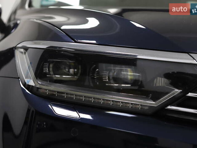 Синий Фольксваген Пассат, объемом двигателя 1.97 л и пробегом 237 тыс. км за 19899 $, фото 30 на Automoto.ua