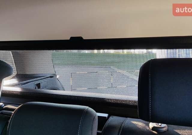 Синий Фольксваген Пассат, объемом двигателя 1.97 л и пробегом 191 тыс. км за 14200 $, фото 28 на Automoto.ua