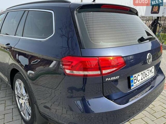Синій Фольксваген Пассат, об'ємом двигуна 2 л та пробігом 269 тис. км за 14200 $, фото 58 на Automoto.ua
