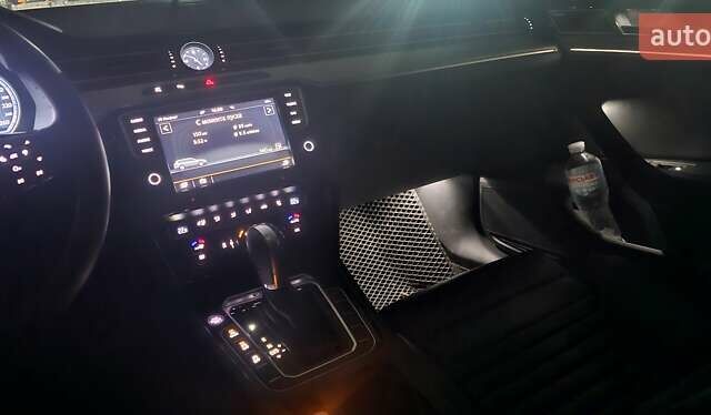 Синий Фольксваген Пассат, объемом двигателя 1.97 л и пробегом 333 тыс. км за 22900 $, фото 37 на Automoto.ua