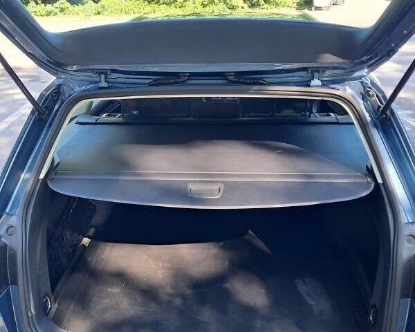 Синій Фольксваген Пассат, об'ємом двигуна 1.6 л та пробігом 282 тис. км за 14000 $, фото 12 на Automoto.ua