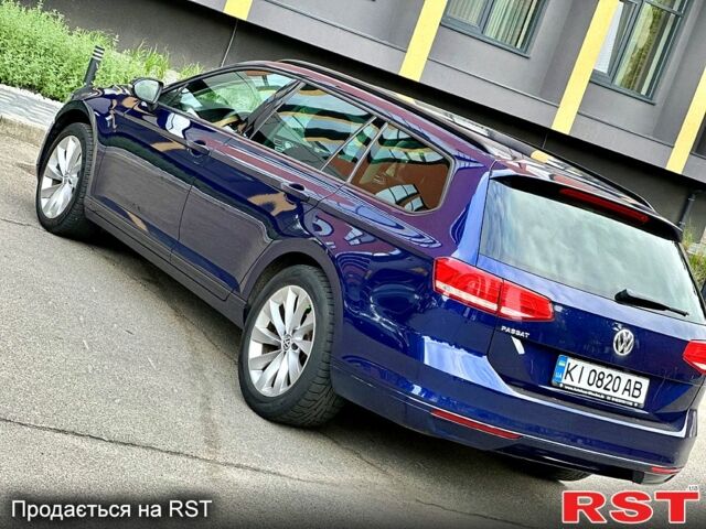 Синій Фольксваген Пассат, об'ємом двигуна 1.6 л та пробігом 280 тис. км за 13500 $, фото 5 на Automoto.ua