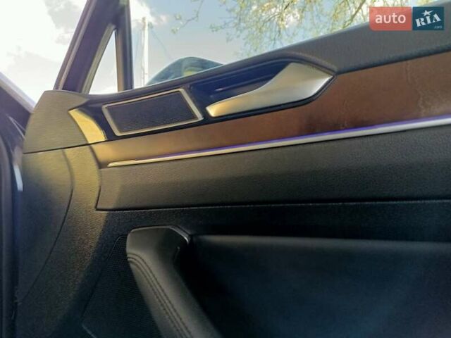 Синий Фольксваген Пассат, объемом двигателя 1.97 л и пробегом 227 тыс. км за 18999 $, фото 90 на Automoto.ua