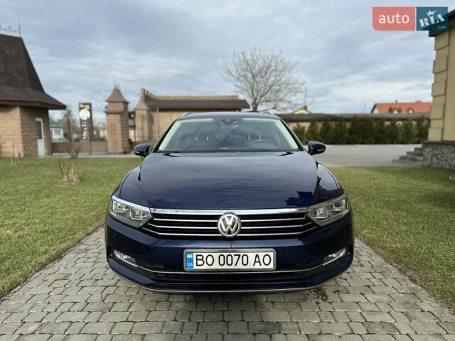 Синий Фольксваген Пассат, объемом двигателя 2 л и пробегом 289 тыс. км за 16799 $, фото 3 на Automoto.ua