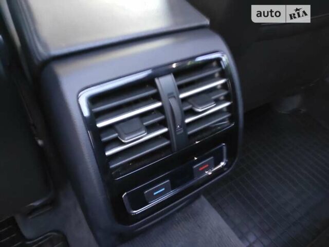 Синий Фольксваген Пассат, объемом двигателя 1.97 л и пробегом 225 тыс. км за 16300 $, фото 47 на Automoto.ua