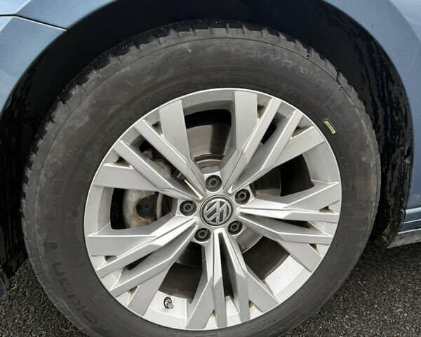 Фольксваген Пассат 2017 в Львове на Automoto.ua Синий Фольксваген Пассат, объемом двигателя 1.97 л и пробегом 217 тыс. км за 15800 $, фото 14 на Automoto.ua