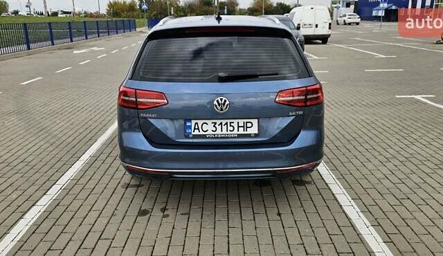 Синий Фольксваген Пассат, объемом двигателя 1.97 л и пробегом 187 тыс. км за 17700 $, фото 23 на Automoto.ua