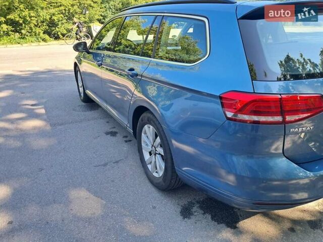 Синій Фольксваген Пассат, об'ємом двигуна 1.6 л та пробігом 282 тис. км за 14000 $, фото 11 на Automoto.ua