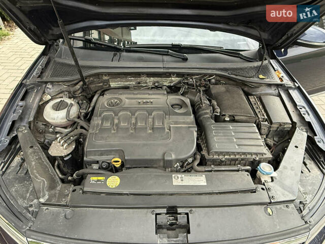 Фольксваген Пассат 2017 в Житомире на Automoto.ua Синий Фольксваген Пассат, объемом двигателя 2 л и пробегом 266 тыс. км за 17600 $, фото 40 на Automoto.ua