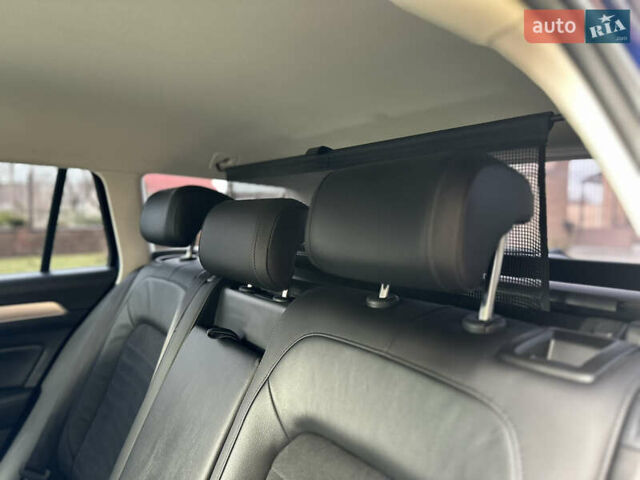 Синий Фольксваген Пассат, объемом двигателя 2 л и пробегом 289 тыс. км за 16799 $, фото 28 на Automoto.ua