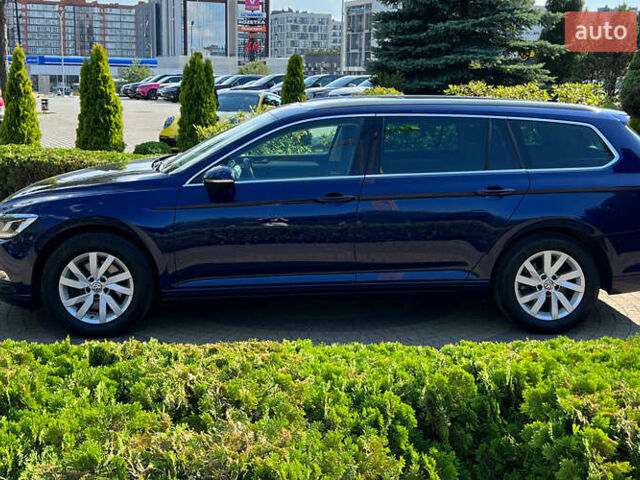 Синий Фольксваген Пассат, объемом двигателя 1.6 л и пробегом 197 тыс. км за 17500 $, фото 3 на Automoto.ua