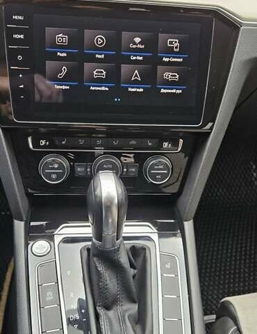 Синий Фольксваген Пассат, объемом двигателя 1.97 л и пробегом 187 тыс. км за 17700 $, фото 37 на Automoto.ua