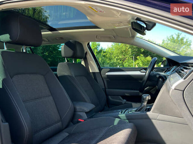 Синий Фольксваген Пассат, объемом двигателя 1.6 л и пробегом 197 тыс. км за 17500 $, фото 8 на Automoto.ua