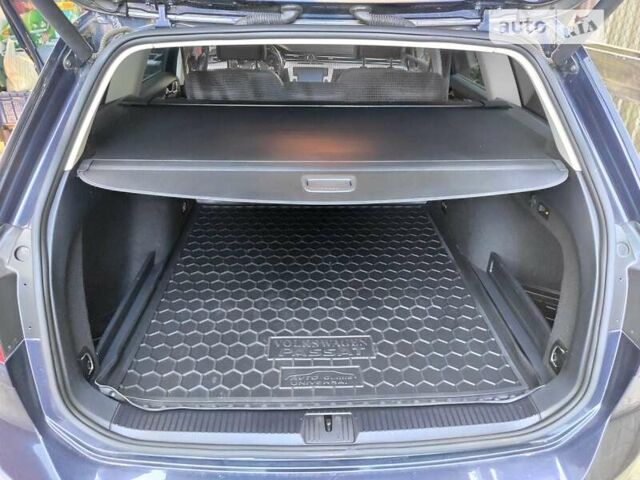 Синий Фольксваген Пассат, объемом двигателя 1.97 л и пробегом 225 тыс. км за 16300 $, фото 39 на Automoto.ua