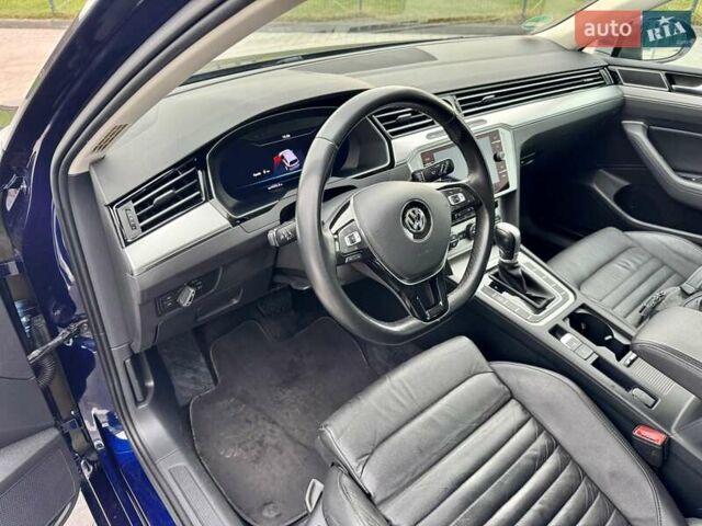 Синий Фольксваген Пассат, объемом двигателя 1.97 л и пробегом 218 тыс. км за 17500 $, фото 15 на Automoto.ua