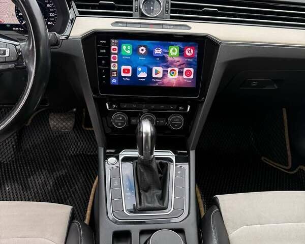 Синий Фольксваген Пассат, объемом двигателя 1.97 л и пробегом 187 тыс. км за 17700 $, фото 24 на Automoto.ua