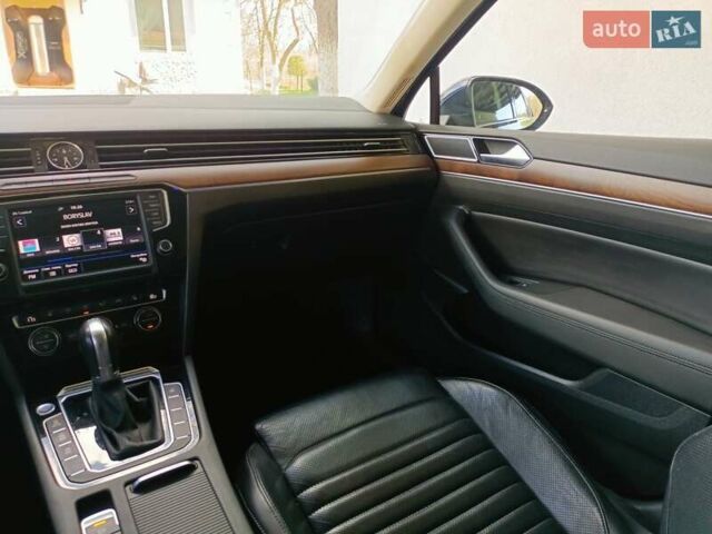 Синий Фольксваген Пассат, объемом двигателя 1.97 л и пробегом 227 тыс. км за 18999 $, фото 53 на Automoto.ua