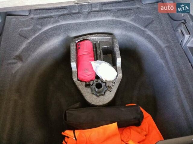 Синий Фольксваген Пассат, объемом двигателя 1.97 л и пробегом 227 тыс. км за 18999 $, фото 39 на Automoto.ua