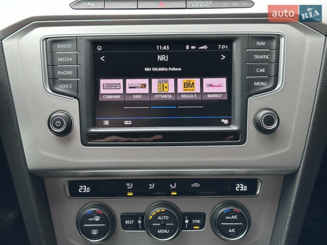 Синій Фольксваген Пассат, об'ємом двигуна 1.97 л та пробігом 264 тис. км за 14900 $, фото 48 на Automoto.ua