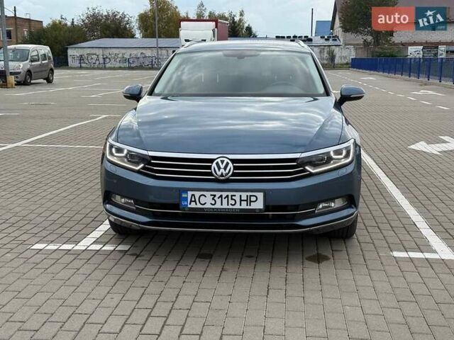 Синий Фольксваген Пассат, объемом двигателя 1.97 л и пробегом 187 тыс. км за 17700 $, фото 16 на Automoto.ua