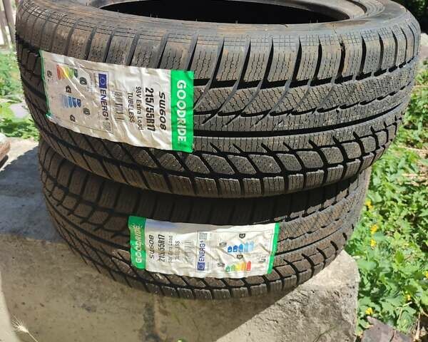 Синій Фольксваген Пассат, об'ємом двигуна 1.97 л та пробігом 208 тис. км за 15000 $, фото 17 на Automoto.ua