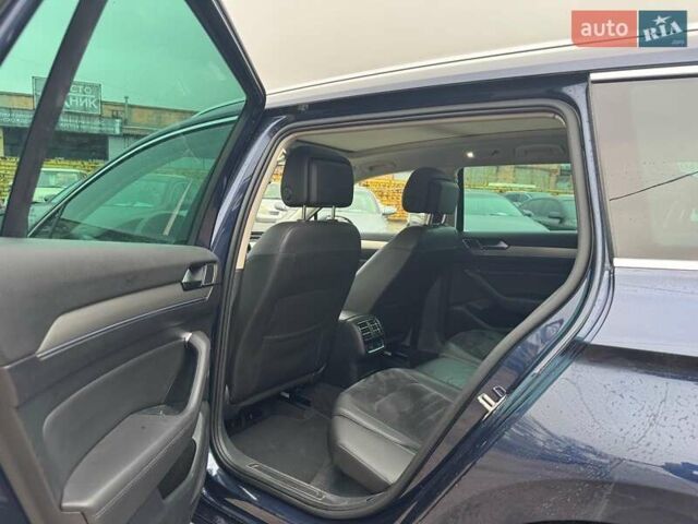 Синий Фольксваген Пассат, объемом двигателя 2 л и пробегом 332 тыс. км за 15990 $, фото 9 на Automoto.ua