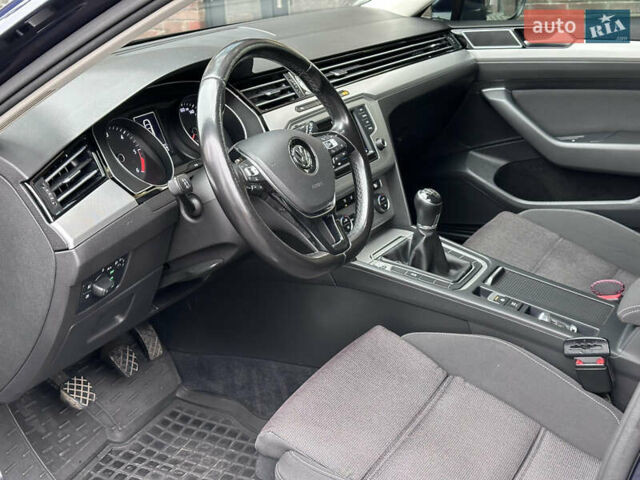Синій Фольксваген Пассат, об'ємом двигуна 1.97 л та пробігом 264 тис. км за 14900 $, фото 25 на Automoto.ua