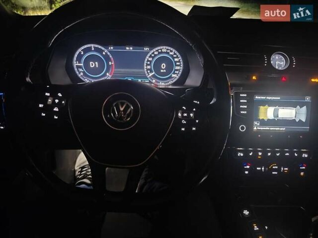 Синий Фольксваген Пассат, объемом двигателя 1.97 л и пробегом 332 тыс. км за 15500 $, фото 17 на Automoto.ua