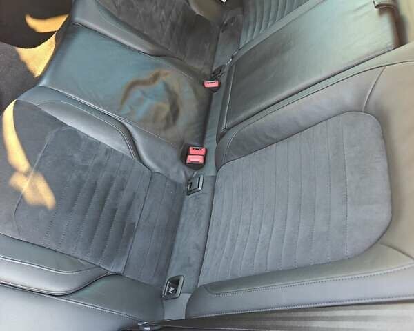 Синий Фольксваген Пассат, объемом двигателя 1.97 л и пробегом 332 тыс. км за 15500 $, фото 16 на Automoto.ua