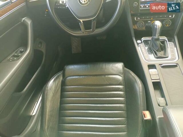 Синий Фольксваген Пассат, объемом двигателя 1.97 л и пробегом 227 тыс. км за 18999 $, фото 56 на Automoto.ua