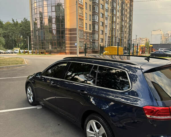 Синий Фольксваген Пассат, объемом двигателя 1.6 л и пробегом 219 тыс. км за 15200 $, фото 5 на Automoto.ua