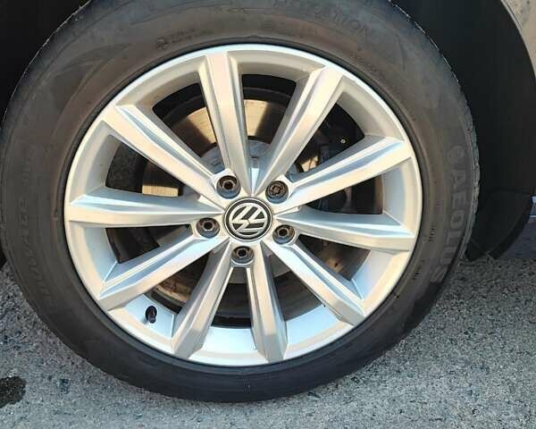 Синій Фольксваген Пассат, об'ємом двигуна 1.97 л та пробігом 208 тис. км за 15000 $, фото 3 на Automoto.ua