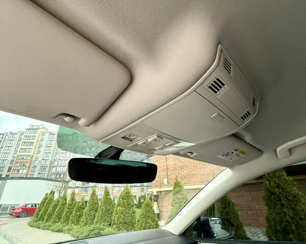 Фольксваген Пассат 2017 в Житомире на Automoto.ua Синий Фольксваген Пассат, объемом двигателя 2 л и пробегом 266 тыс. км за 17600 $, фото 31 на Automoto.ua