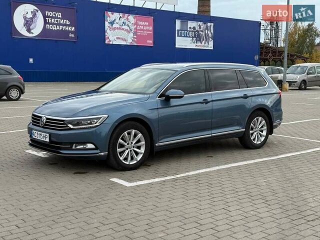 Синий Фольксваген Пассат, объемом двигателя 1.97 л и пробегом 187 тыс. км за 17700 $, фото 5 на Automoto.ua
